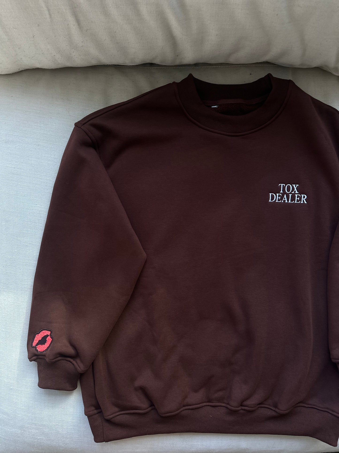 Minimalist 'Tox Dealer' Crewneck