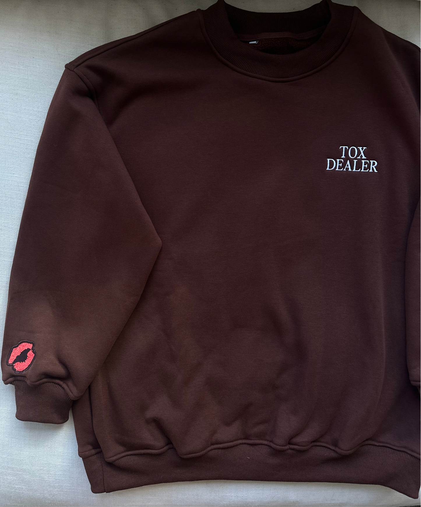 Minimalist 'Tox Dealer' Crewneck