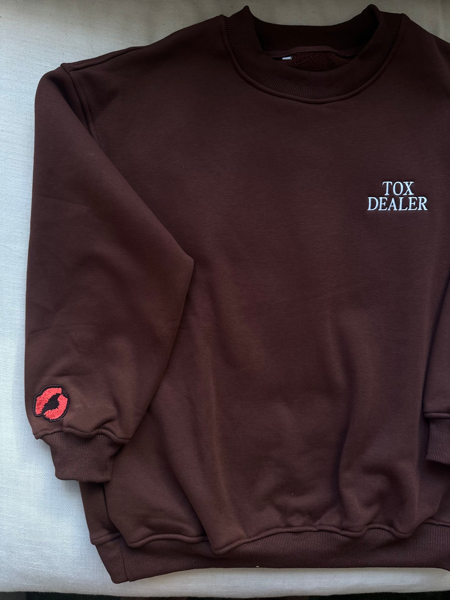 Minimalist 'Tox Dealer' Crewneck