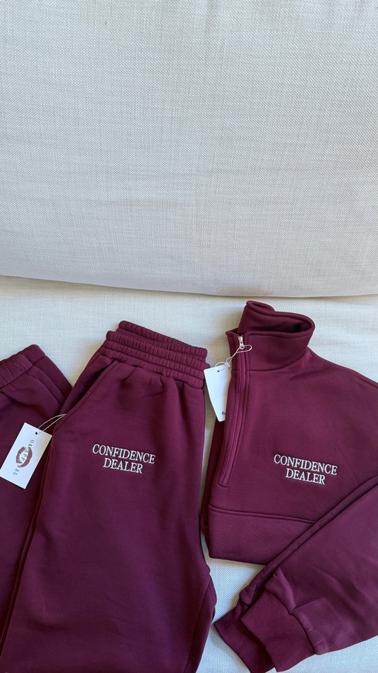 'CONFIDENCE' sweatsuit